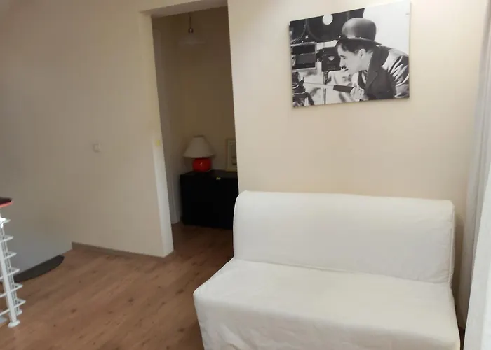 Saint John Sia House ニコシア