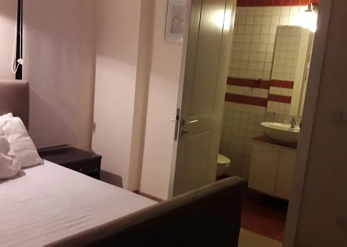 Saint John Sia House ニコシア