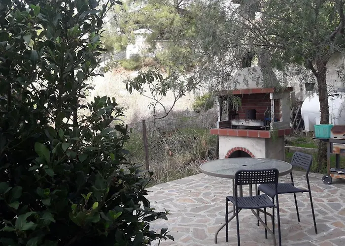 Saint John Sia House