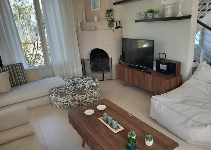 Saint John Sia House Case de vacanță Nicosia