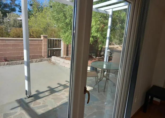 בית נופש Saint John Sia House ניקוסיה